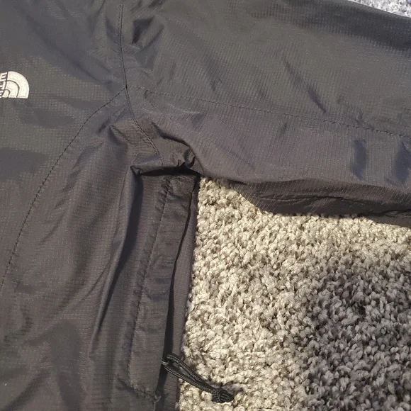 North Face Waterproof Shell Jacket - Picture 4 of 5